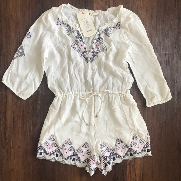 Anthropologie Other - NWT Chelsea & Violet white long sleeve romper